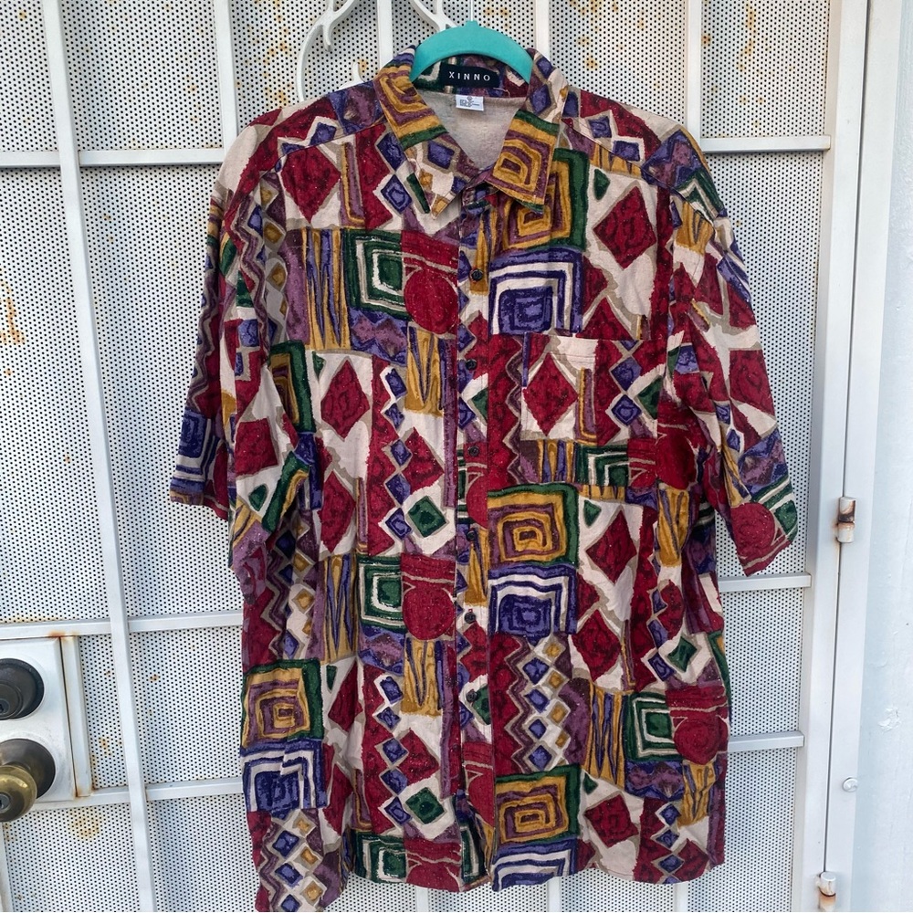 Xinno Mens XL 100% silk short sleeve button up shirt 90’s abstract design shirt